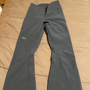 North Face Snoga pants NWOT